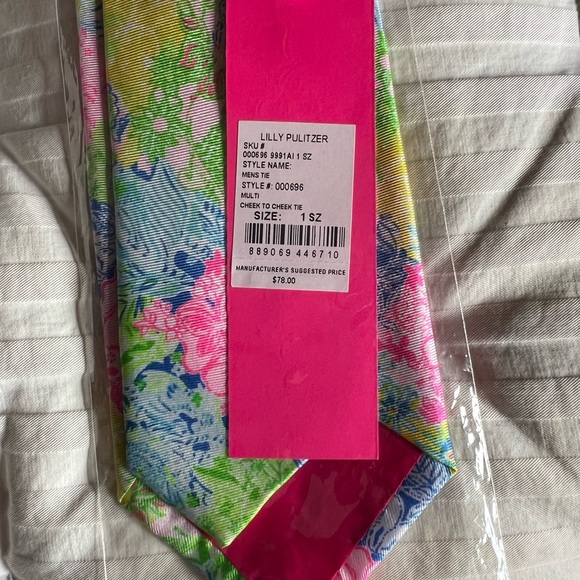 NWT Multi Cheek to Cheek Necktie - Picture 3 of 3
